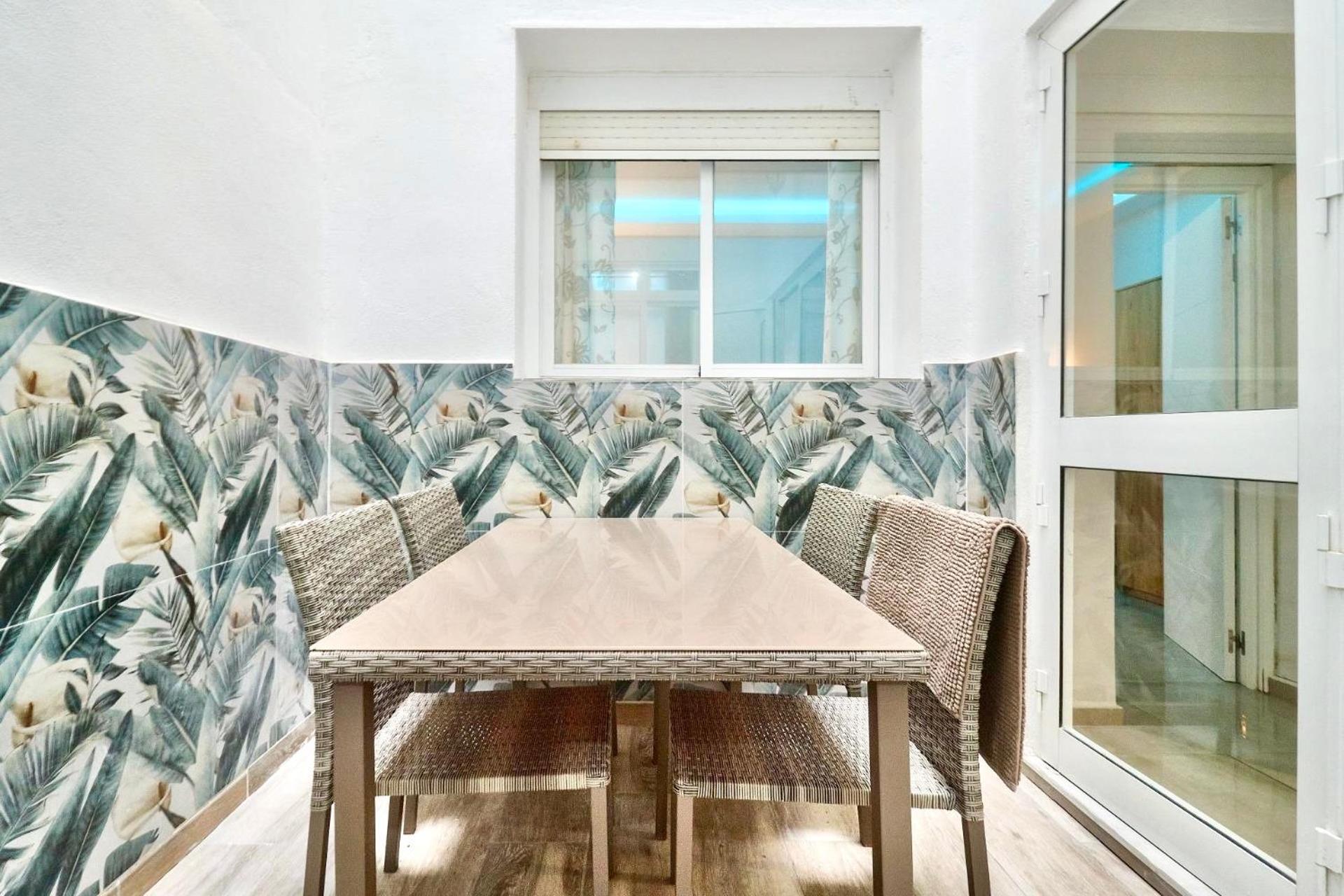 Apartament Luxury 1 *